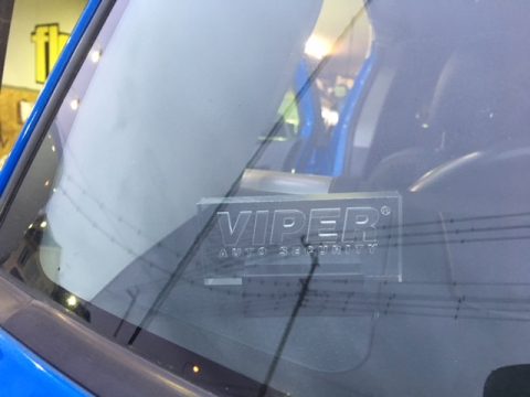 FJクルーザー　H23年式　カラーパッケージ　純正キーレス連動　バイパー　VIPER　セキュリティー